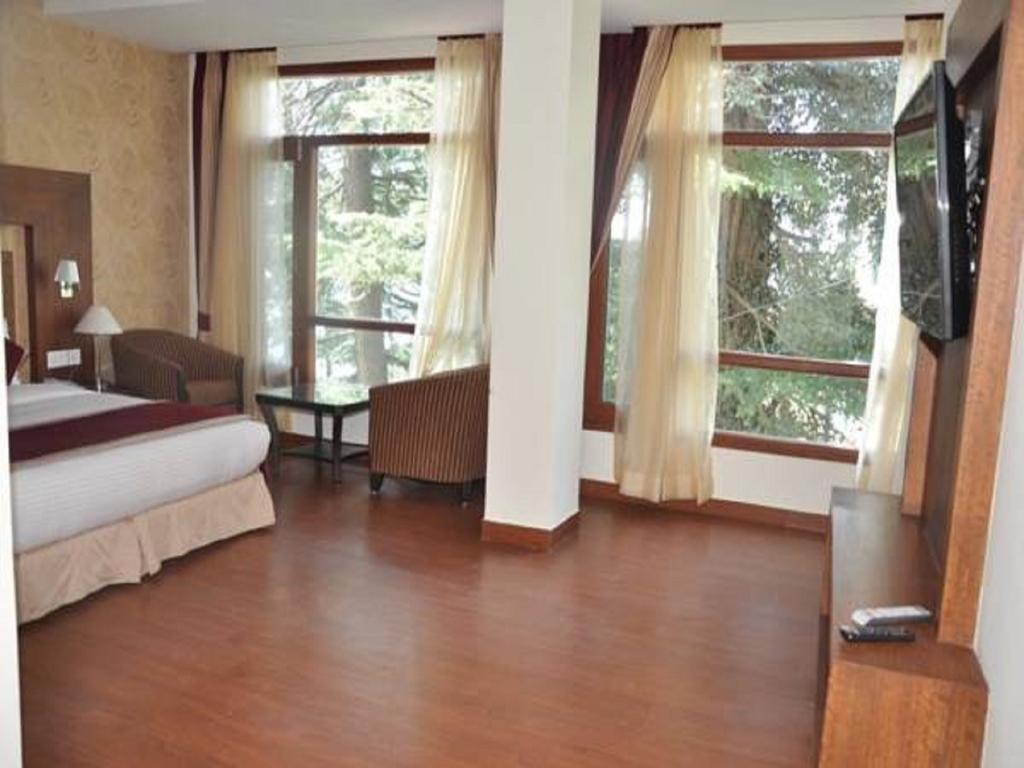 Hotel Southgate Shimla Exterior foto