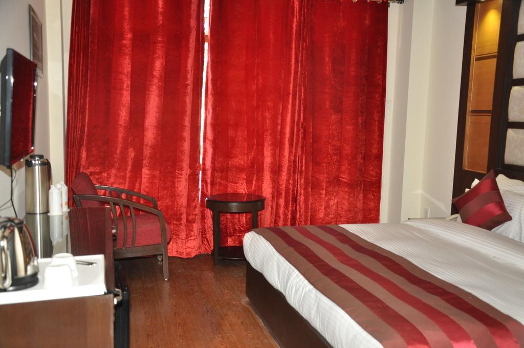 Hotel Southgate Shimla Zimmer foto
