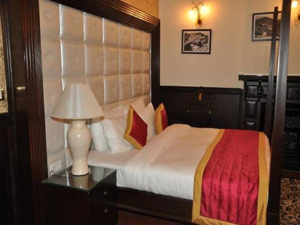Hotel Southgate Shimla Zimmer foto