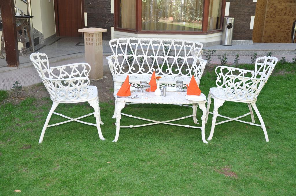 Hotel Southgate Shimla Exterior foto