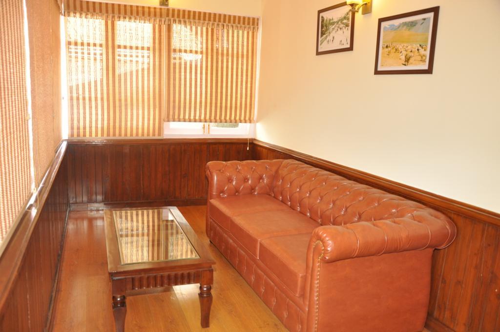 Hotel Southgate Shimla Exterior foto