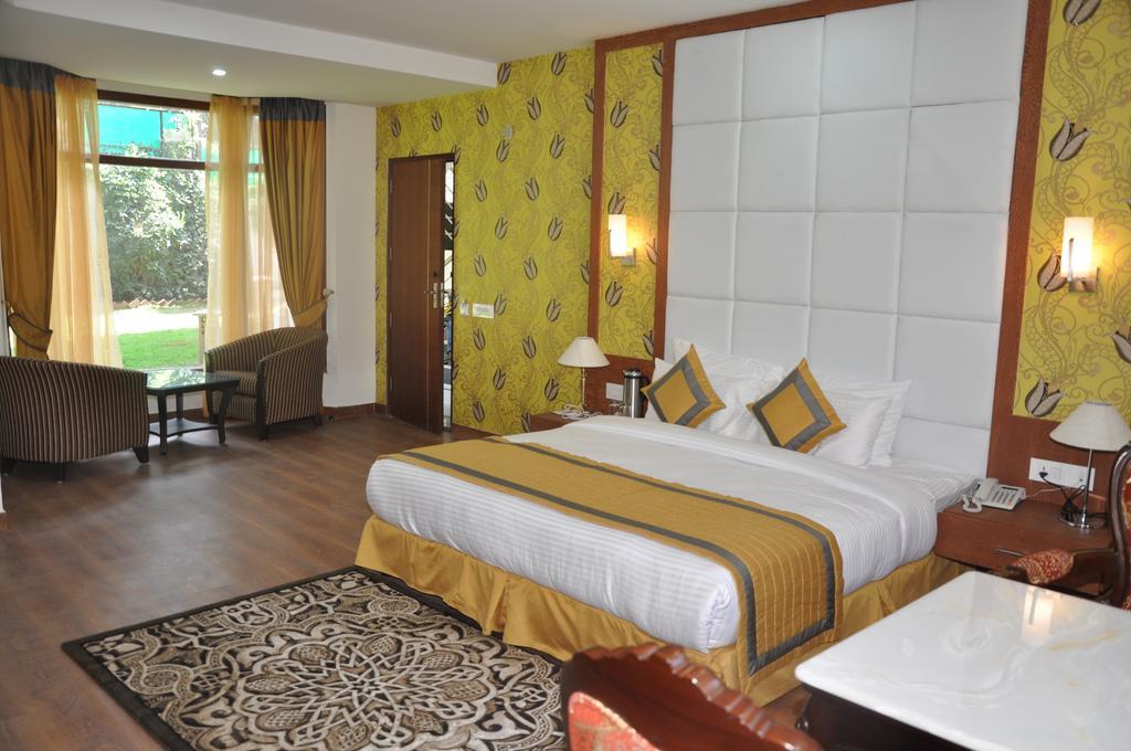 Hotel Southgate Shimla Zimmer foto